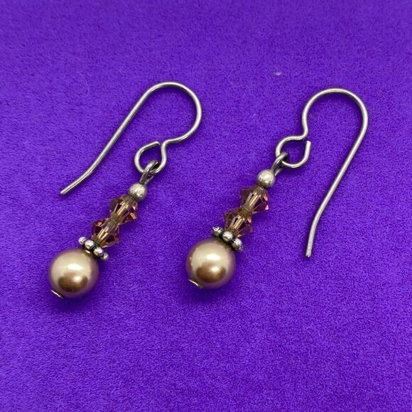 💛 Silver Plated Vintage Brown Crystal & Champagne Pearl Hook Earrings - Picture 1 of 2